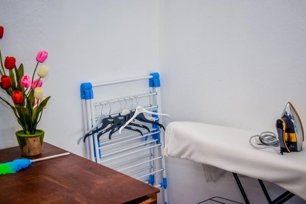 Saru Holiday Apartment - Upto 6 Guests แคนดี้ ภายนอก รูปภาพ