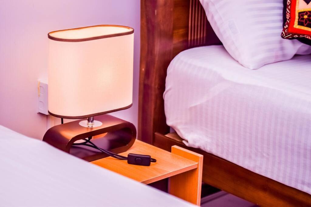 Saru Holiday Apartment - Upto 6 Guests แคนดี้ ภายนอก รูปภาพ