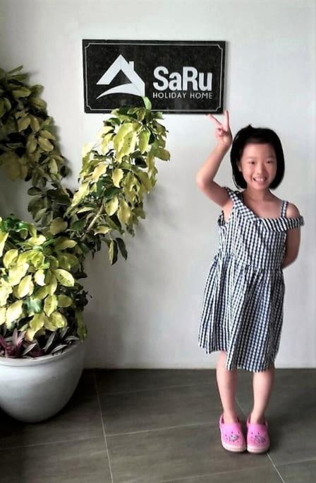 Saru Holiday Apartment - Upto 6 Guests แคนดี้ ภายนอก รูปภาพ