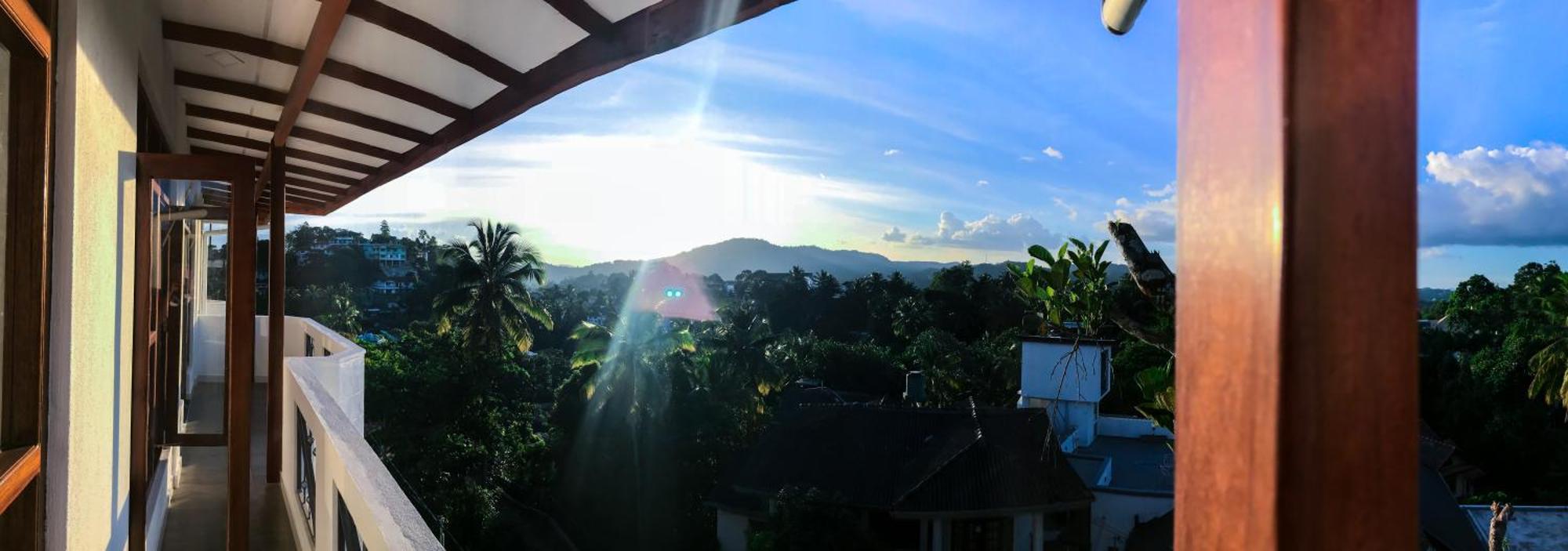 Saru Holiday Apartment - Upto 6 Guests แคนดี้ ภายนอก รูปภาพ