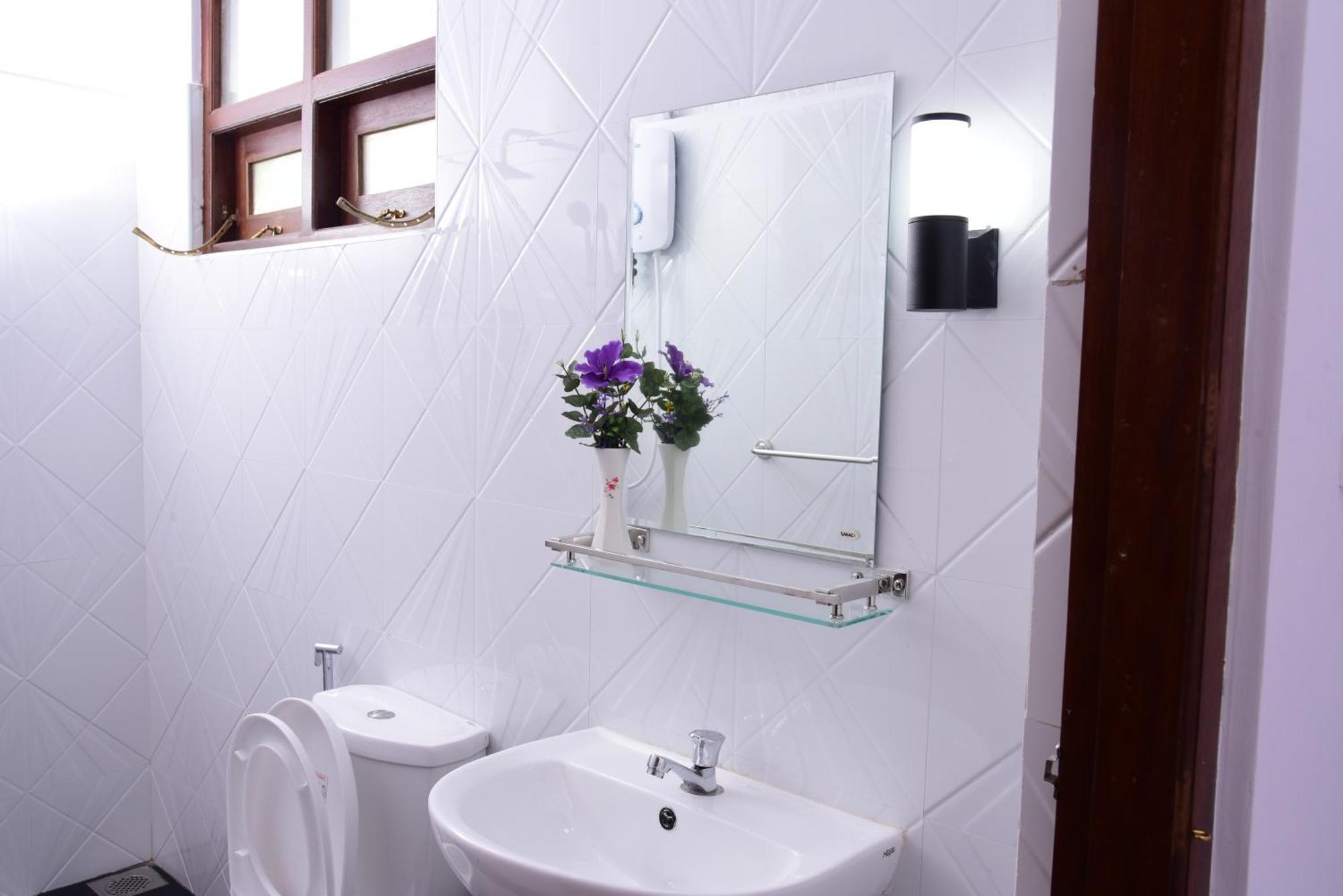 Saru Holiday Apartment - Upto 6 Guests แคนดี้ ภายนอก รูปภาพ