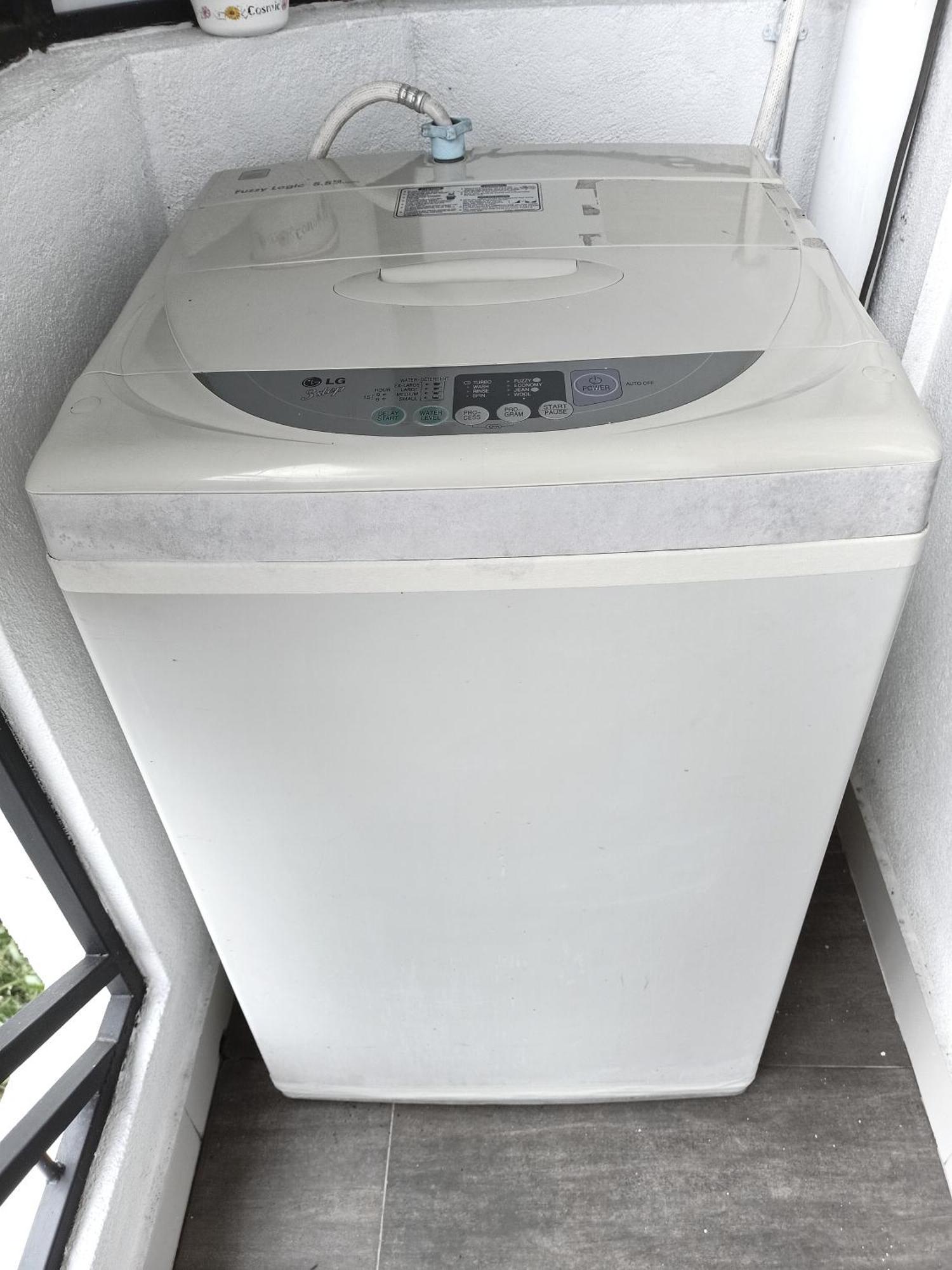 Saru Holiday Apartment - Upto 6 Guests แคนดี้ ภายนอก รูปภาพ